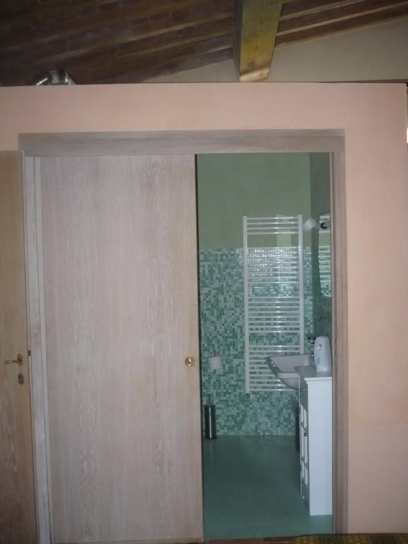 Casa Vacanze "Casale Al Pino" Riparbella Eksteriør bilde
