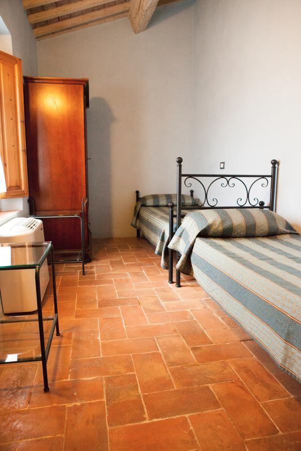 Casa Vacanze "Casale Al Pino" Riparbella Eksteriør bilde